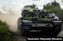 Украинские военнослужащие у границы с Россией в Сумской области, 11 августа 2024 года