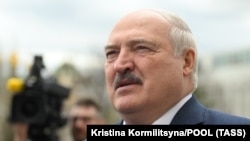 Лукашенко заявил, что кто-то якобы «дает команду президенту Украины Владимиру Зеленскому втянуть Беларусь в войну»