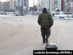 Военный в Пскове