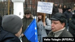 Вадим Штепа на митинге регионалистов у правительства Карелии