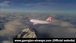 Georgian Airways aviasiya şirkətinin təyyarəsi (Arxiv fotosu) 