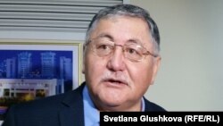 "Жас Алаш" газетінің бас редакторы Рысбек Сәрсенбай.