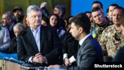 Киевтегі стадионда өткен Петр Порошенко мен Владимир Зеленский арасындағы дебат. 19 сәуір 2019 жыл.