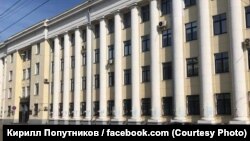 Надпись «Путин *****» на здании Управления МВД России по Ярославской области